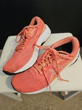 ASICS Women's GT 1000 11 Blazing Coral Papaya Running Sneakers SIZE 10.5